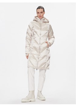 Calvin Klein Kurtka zimowa K20K207069 Écru Regular Fit ze sklepu MODIVO w kategorii Kurtki damskie - zdjęcie 181158301