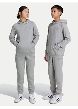 adidas Spodnie dresowe IX5297 Szary Regular Fit ze sklepu MODIVO w kategorii Spodnie chłopięce - zdjęcie 181158640