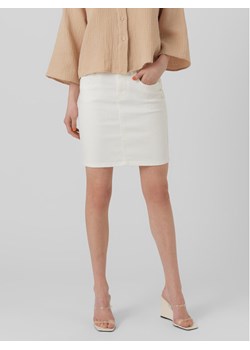 Vero Moda Spódnica jeansowa Luna 10279491 Biały Regular Fit ze sklepu MODIVO w kategorii Spódnice - zdjęcie 181158683