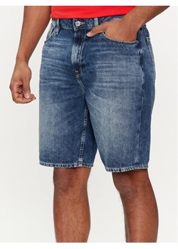 Guess Szorty jeansowe M4GD27 D5AY1 Granatowy Regular Fit ze sklepu MODIVO w kategorii Spodenki męskie - zdjęcie 181158703