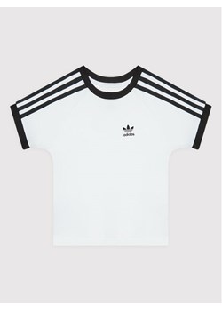 adidas T-Shirt adicolor 3-Stripes HK2912 Biały Loose Fit ze sklepu MODIVO w kategorii T-shirty chłopięce - zdjęcie 181159002