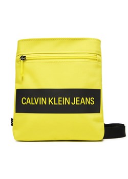 Calvin Klein Jeans Saszetka K50K506942 Żółty ze sklepu MODIVO w kategorii Torby męskie - zdjęcie 181159772