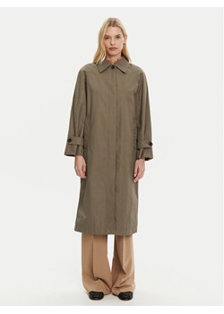 Tommy Hilfiger Płaszcz przejściowy WW0WW44412 Brązowy Relaxed Fit ze sklepu MODIVO w kategorii Płaszcze damskie - zdjęcie 181160074