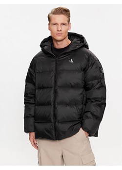 Calvin Klein Jeans Kurtka puchowa J30J324077 Czarny Relaxed Fit ze sklepu MODIVO w kategorii Kurtki męskie - zdjęcie 181160810