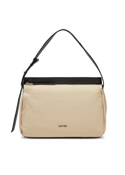 Calvin Klein Jeans Torebka Gracie Shoulder Bag_Canvas K60K611455 Beżowy ze sklepu MODIVO w kategorii Listonoszki - zdjęcie 181160892