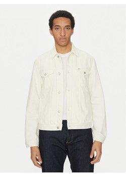 Tommy Hilfiger Kurtka jeansowa MW0MW39212 Écru Regular Fit ze sklepu MODIVO w kategorii Kurtki męskie - zdjęcie 181161781