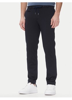 Bugatti Spodnie materiałowe 4036 36827 Granatowy Slim Fit ze sklepu MODIVO w kategorii Spodnie męskie - zdjęcie 181162014