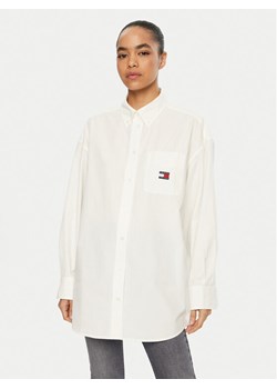 Tommy Jeans Koszula DW0DW19357 Biały Oversize ze sklepu MODIVO w kategorii Koszule damskie - zdjęcie 181162033