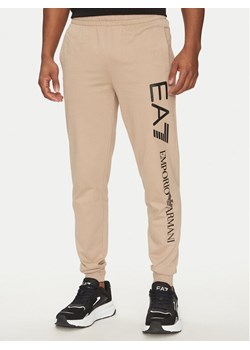 EA7 Emporio Armani Spodnie dresowe 7M000571 AF13512 M1013 Czarny Regular Fit ze sklepu MODIVO w kategorii Spodnie męskie - zdjęcie 181162431