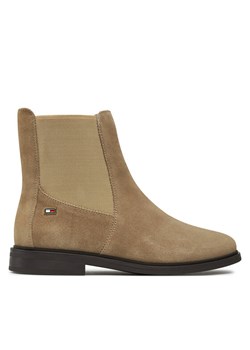 Tommy Hilfiger Sztyblety Flag Suede Low Chelsea FW0FW08176 Beżowy ze sklepu MODIVO w kategorii Botki - zdjęcie 181163151