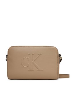 Calvin Klein Jeans Torebka Sculpted Ew Camera Bag20 LV04K3036G Beżowy ze sklepu MODIVO w kategorii Listonoszki - zdjęcie 181163723