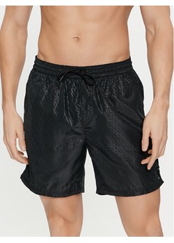 Guess Szorty sportowe F4GT05 WG292 Czarny Regular Fit ze sklepu MODIVO w kategorii Spodenki męskie - zdjęcie 181164831