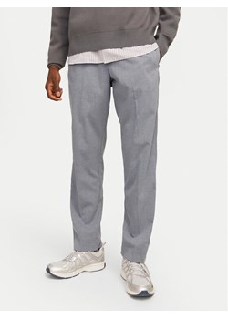 Jack&Jones Chinosy Kane Edwin 12268303 Szary Relaxed Fit ze sklepu MODIVO w kategorii Spodnie męskie - zdjęcie 181165371