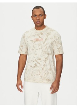 Guess T-Shirt Z5GI01 I3Z14 Brązowy Regular Fit ze sklepu MODIVO w kategorii T-shirty męskie - zdjęcie 181165550