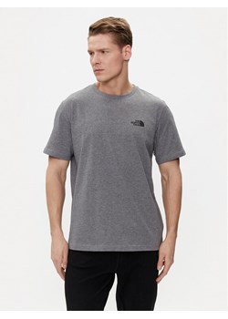 The North Face T-Shirt Simple Dome NF0A87NG Szary Regular Fit ze sklepu MODIVO w kategorii T-shirty męskie - zdjęcie 181166201