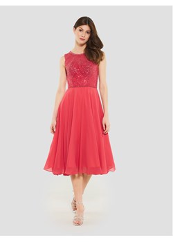 Swing Sukienka koktajlowa 5AF09900 Czerwony Regular Fit ze sklepu MODIVO w kategorii Sukienki - zdjęcie 181166553