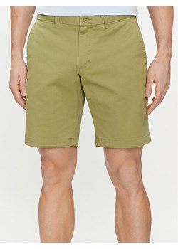 Tommy Hilfiger Szorty materiałowe Brooklyn MW0MW23563 Zielony Regular Fit ze sklepu MODIVO w kategorii Spodenki męskie - zdjęcie 181166570