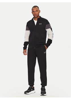 EA7 Emporio Armani Dres 7M000282 AF12660 UC001 Czarny Regular Fit ze sklepu MODIVO w kategorii Dresy męskie - zdjęcie 181166653