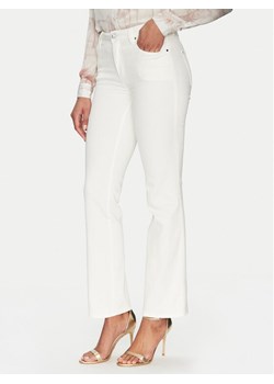 Guess Jeansy W5GA15 D5N71 Beżowy Skinny Fit ze sklepu MODIVO w kategorii Jeansy damskie - zdjęcie 181167311