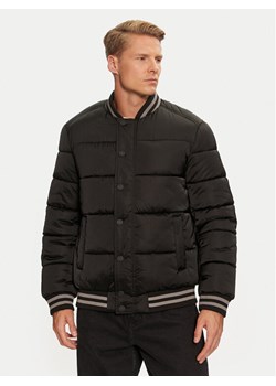 Guess Kurtka bomber M4BL31 WGJ92 Czarny Regular Fit ze sklepu MODIVO w kategorii Kurtki męskie - zdjęcie 181167372