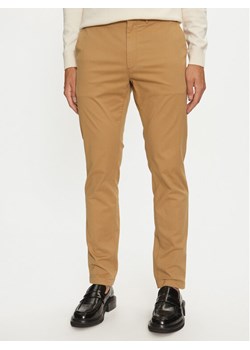Calvin Klein Chinosy Modern Twill K10K113696 Khaki Slim Fit ze sklepu MODIVO w kategorii Spodnie męskie - zdjęcie 181167900