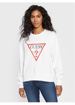 Guess Bluza Original W2YQ16 KBA10 Biały Regular Fit ze sklepu MODIVO w kategorii Bluzy damskie - zdjęcie 181169331