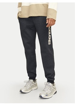 Jack&Jones Spodnie dresowe Gordon 12258477 Czarny Regular Fit ze sklepu MODIVO w kategorii Spodnie męskie - zdjęcie 181169871