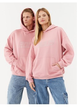 2005 Bluza Unisex Signature Różowy Relaxed Fit ze sklepu MODIVO w kategorii Bluzy męskie - zdjęcie 181169952