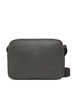 Calvin Klein Jeans Saszetka Cargo Camera Bag LV04G3081G Khaki ze sklepu MODIVO w kategorii Torby męskie - zdjęcie 181170182