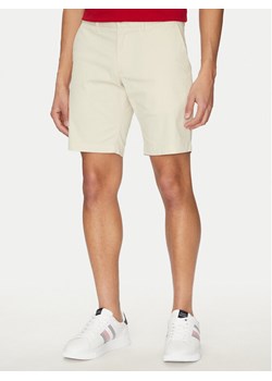 Tommy Hilfiger Szorty materiałowe Brooklyn MW0MW23563 Beżowy Regular Fit ze sklepu MODIVO w kategorii Spodenki męskie - zdjęcie 181170271