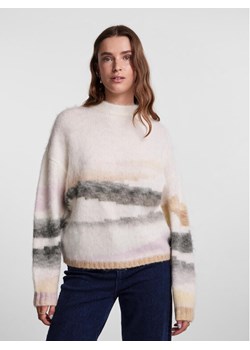 Pieces Sweter 17142347 Biały Regular Fit ze sklepu MODIVO w kategorii Swetry damskie - zdjęcie 181170352