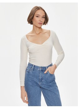 Pepe Jeans Bluzka Huala PL505755 Biały Slim Fit ze sklepu MODIVO w kategorii Bluzki damskie - zdjęcie 181171180