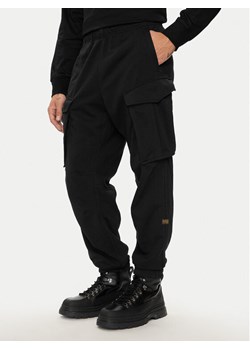 G-Star Raw Spodnie dresowe Rovic D24964 D566 6484 Czarny Relaxed Fit ze sklepu MODIVO w kategorii Spodnie męskie - zdjęcie 181172852