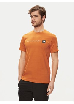 The North Face T-Shirt Never Stop NF0A87NS Pomarańczowy Regular Fit ze sklepu MODIVO w kategorii T-shirty męskie - zdjęcie 181173540