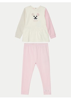 Guess Komplet dziecięcy A5RG01 KA6R4 Écru Regular Fit ze sklepu MODIVO w kategorii Komplety niemowlęce - zdjęcie 181173823