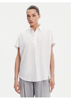 French Connection Koszula 72LZI Biały Relaxed Fit ze sklepu MODIVO w kategorii Koszule damskie - zdjęcie 181173914