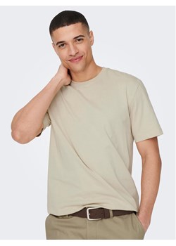 Only & Sons T-Shirt 22025208 Beżowy Regular Fit ze sklepu MODIVO w kategorii T-shirty męskie - zdjęcie 181174092