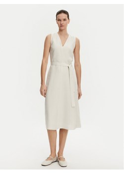 Calvin Klein Sukienka letnia K20K208424 Beżowy Regular Fit ze sklepu MODIVO w kategorii Sukienki - zdjęcie 181174544