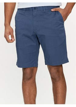 Tommy Hilfiger Szorty materiałowe Harlem MW0MW23568 Niebieski Regular Fit ze sklepu MODIVO w kategorii Spodenki męskie - zdjęcie 181175223