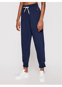 Polo Ralph Lauren Spodnie dresowe Akl 211794397003 Granatowy Regular Fit ze sklepu MODIVO w kategorii Spodnie damskie - zdjęcie 181176273