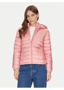 Guess Jeans Kurtka puchowa W5RL99 WHAB2 Różowy Regular Fit ze sklepu MODIVO w kategorii Kurtki damskie - zdjęcie 181176640