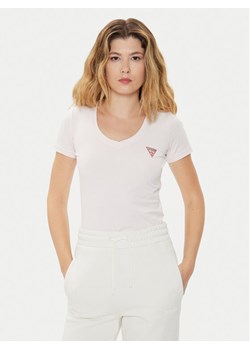 Guess T-Shirt W2YI45 J1314 Różowy Slim Fit ze sklepu MODIVO w kategorii Bluzki damskie - zdjęcie 181177622