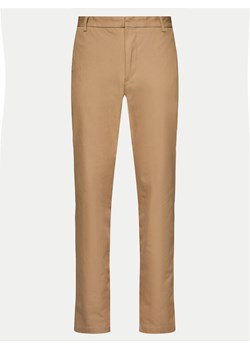 Boss Spodnie materiałowe Kaito1_T 50487754 Beżowy Slim Fit ze sklepu MODIVO w kategorii Spodnie męskie - zdjęcie 181177873