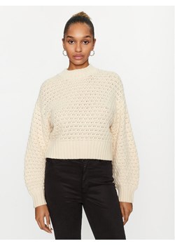 Noisy May Sweter 27028402 Écru Regular Fit ze sklepu MODIVO w kategorii Swetry damskie - zdjęcie 181178593