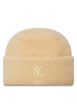 New Era Czapka Borg New York Yankees Cuff Knit Beanie 60580756 Beżowy ze sklepu MODIVO w kategorii Czapki zimowe damskie - zdjęcie 181178760