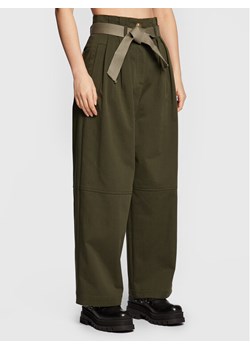Pinko Spodnie materiałowe Penni 1G189X A054 Zielony Relaxed Fit ze sklepu MODIVO w kategorii Spodnie damskie - zdjęcie 181178971