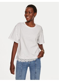 TWINSET T-Shirt 242TP2510 Biały Loose Fit ze sklepu MODIVO w kategorii Bluzki damskie - zdjęcie 181180473