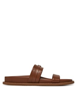MICHAEL Michael Kors Klapki Mandy Flat Sandal 40S5MAFS2L Brązowy ze sklepu MODIVO w kategorii Klapki damskie - zdjęcie 181180884