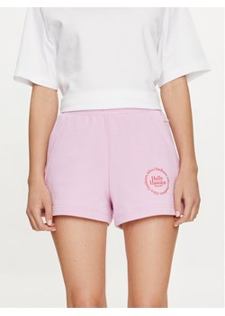 Helly Hansen Szorty sportowe W Core Sweat Shorts 54081 Różowy Regular Fit ze sklepu MODIVO w kategorii Szorty - zdjęcie 181181901