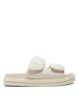 Calvin Klein Jeans Klapki Double Bar Sandal Mtl YM0YM01020 Écru ze sklepu MODIVO w kategorii Klapki męskie - zdjęcie 181181904